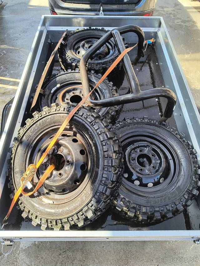 T3 NIVA RÁM SPOILER