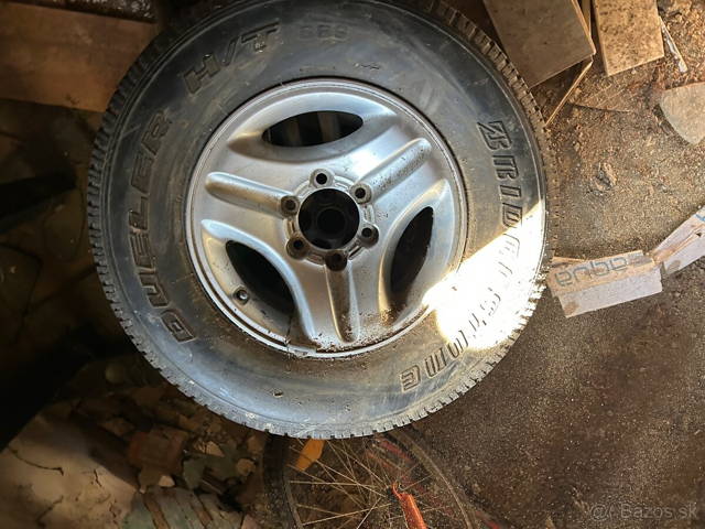Toyota Land cruiser rezerva 265/70 R16