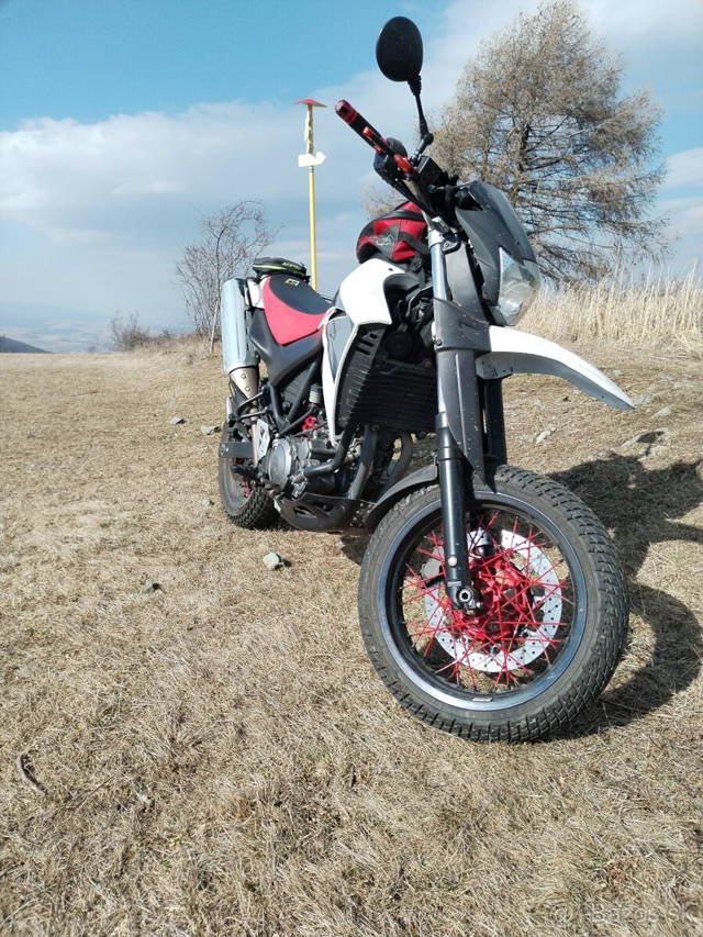 Yamaha XT 660x