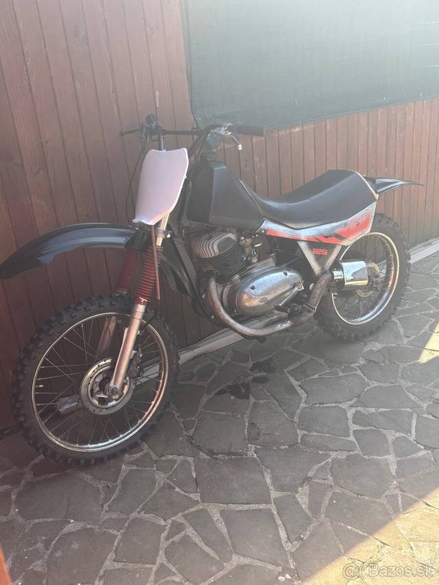 Jawa - cross