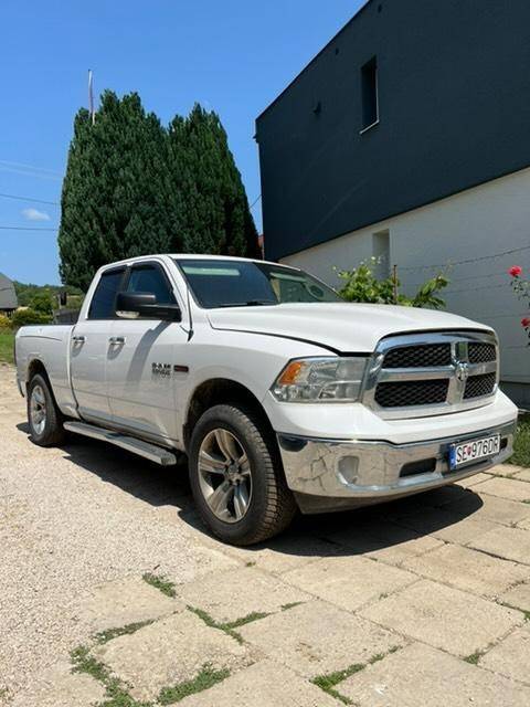 Predám Dodge Ram 1500