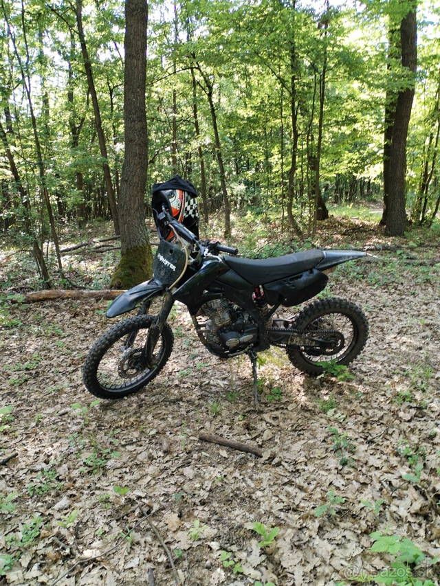Predám dirtbike 250cc