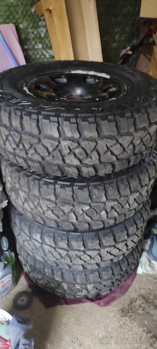 Pneumatiky KUMHO 275/70 R16
