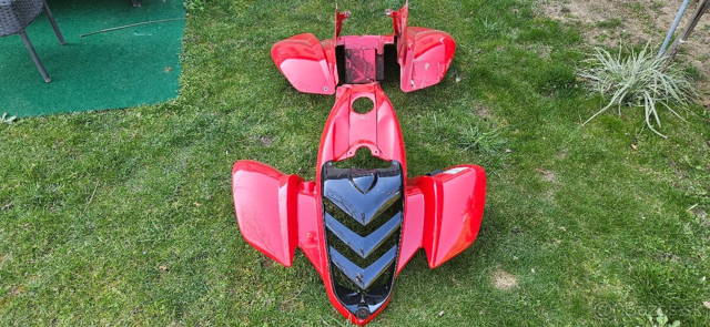 Predám plasty z RAPTOR 660R