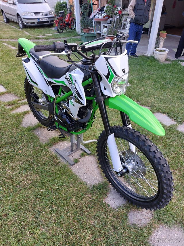 Enduro Defender 250ccm