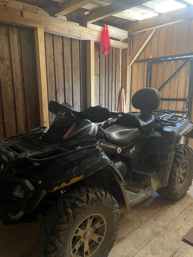 Can am outlander 800 max XT