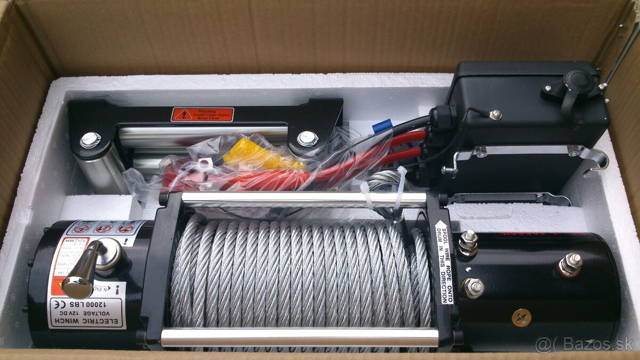 navijak 13000lb elektrický 12V na offroad
