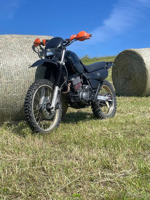 Yamaha XT600