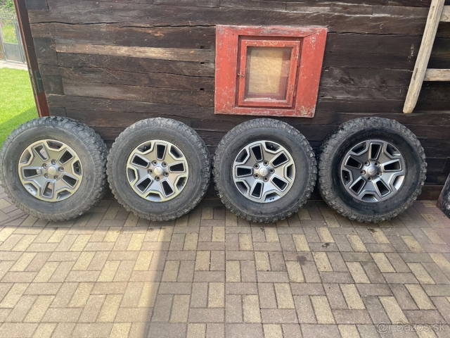 Jeep Wrangler kolesa 255/75r17