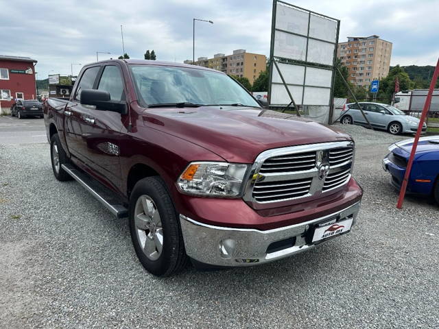 Dodge RAM 1500 Benzín + LPG