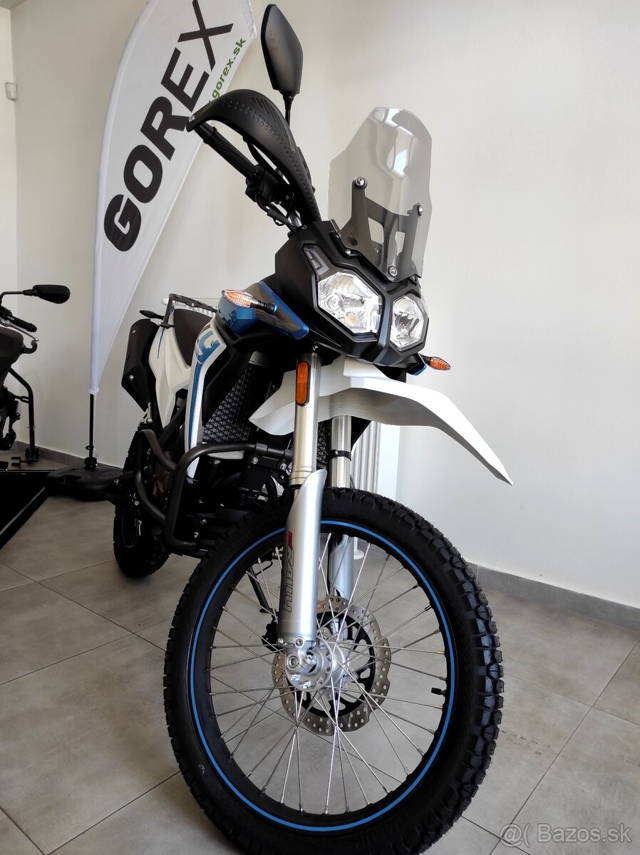 VOGE 300 Rally