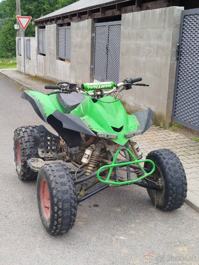 250 štvorkolka