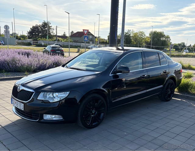 Škoda Superb 3.6 v6 Individual