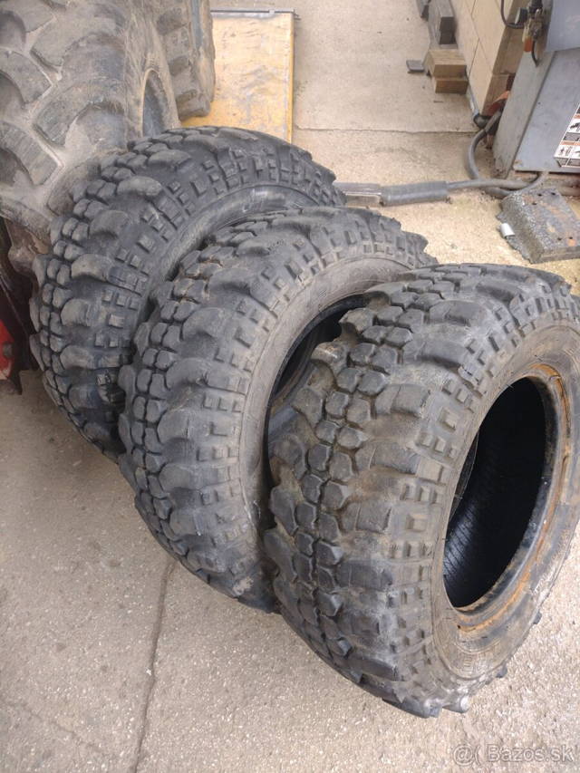 Terénne offroad T3 235/70 15