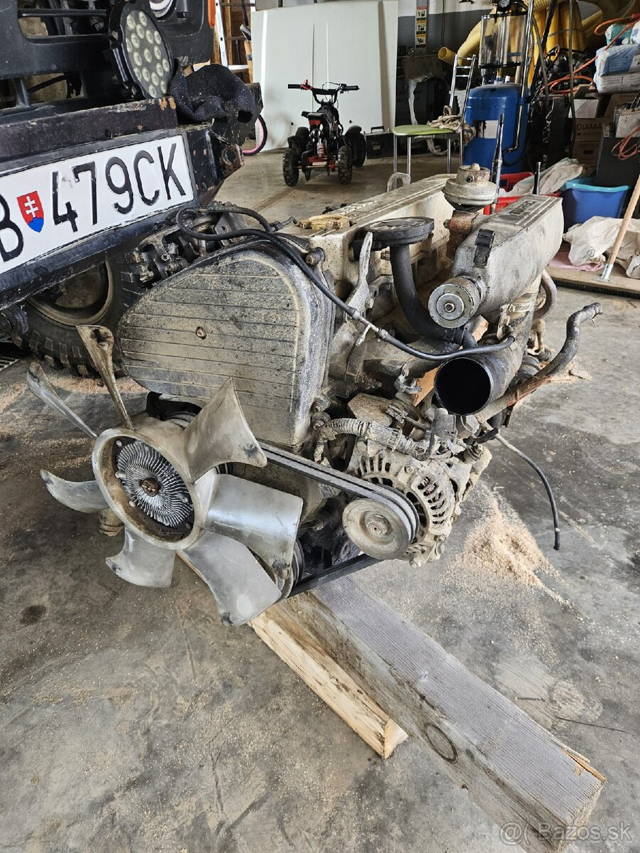 Nissan patrol motor 2.8 td
