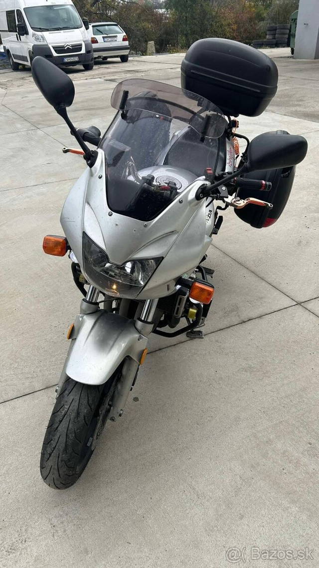 vymením Honda horned 600