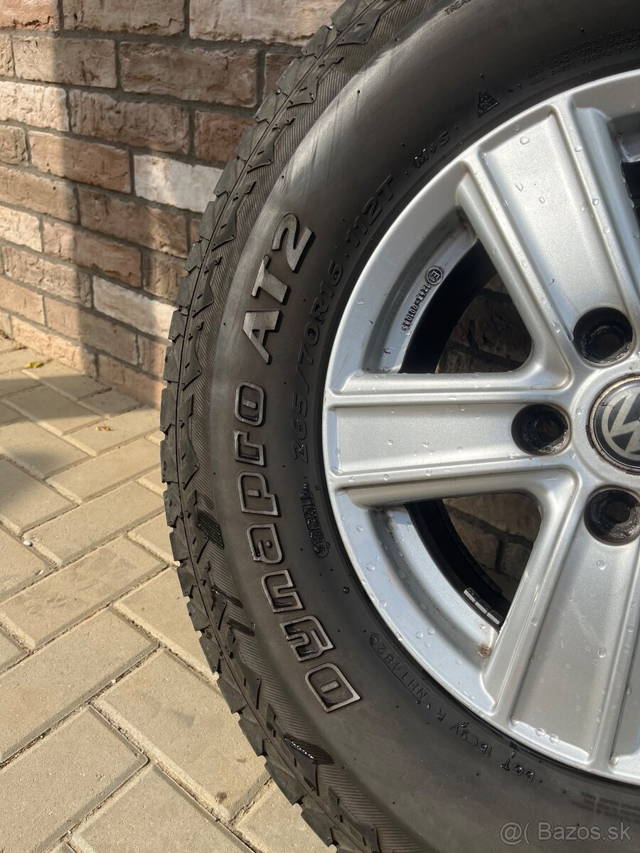 Predám elektróny s pneu naraz 265/70r16 celoročne na amarok