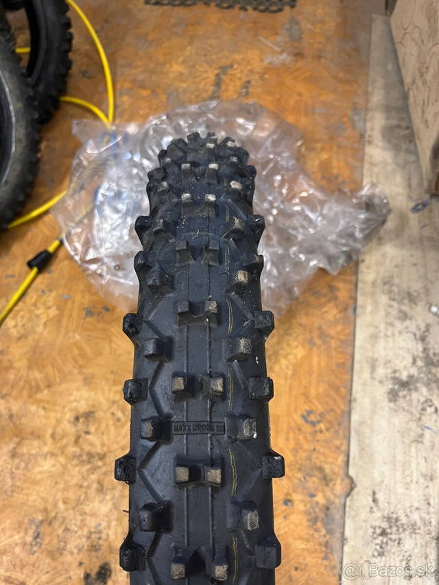 Predna guma maxxis ihlicka 21