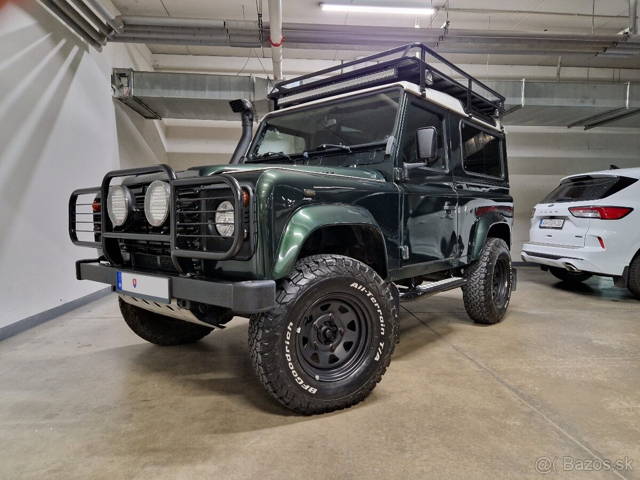 Land Rover Defender 2.5 turbodiesel Webasto 7 miestne 4x4