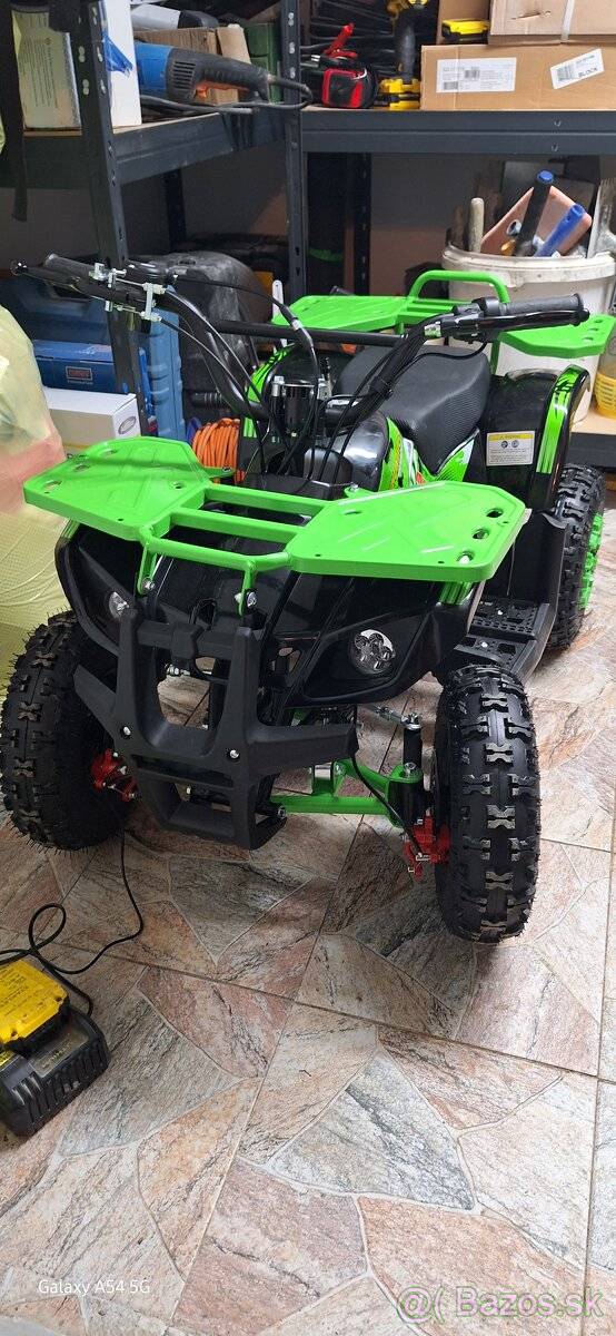 Detská štvorkolka Mini Hummer 49