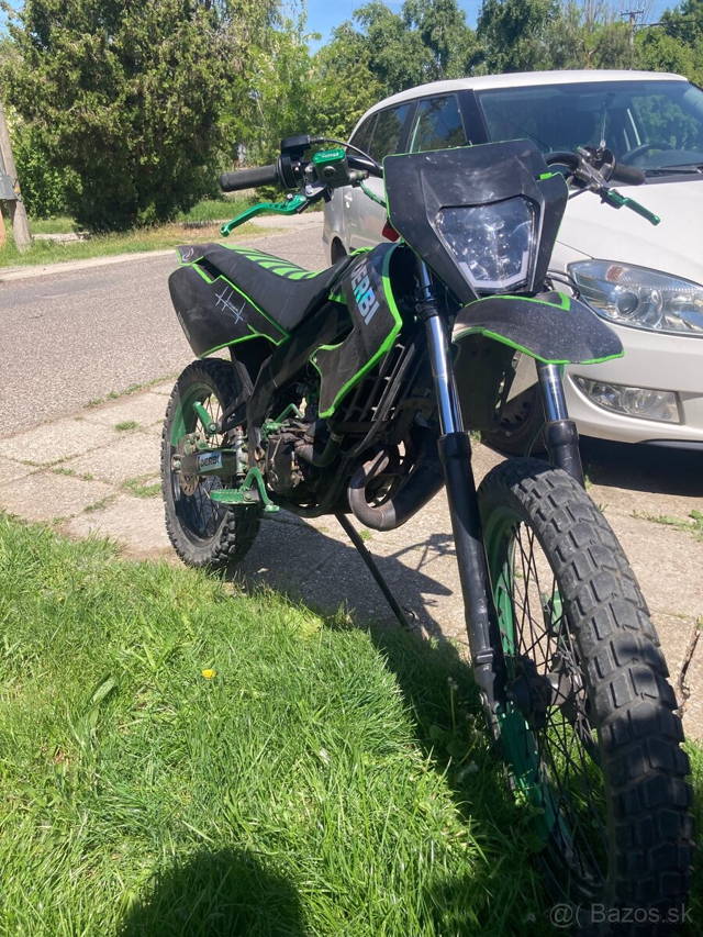 Derbi senda