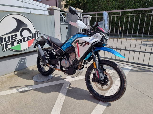 CFMOTO 450MT