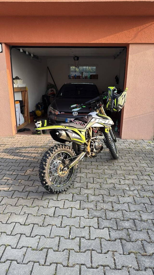 Asix 300RR 88
