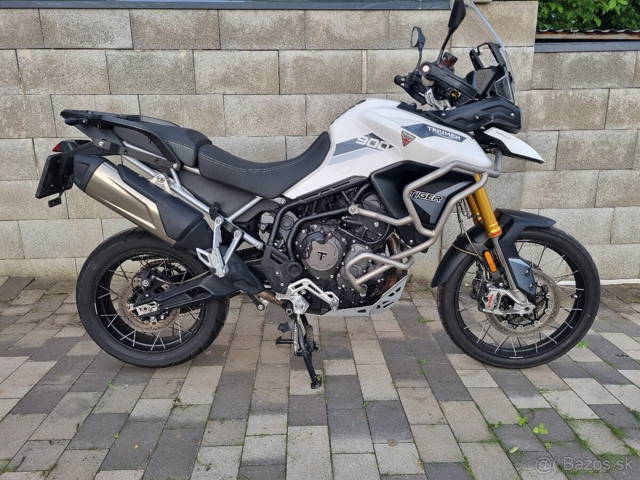 Predám TRIUMPH Tiger 900 Rally rv: 06/2021 objem: 900 cm3