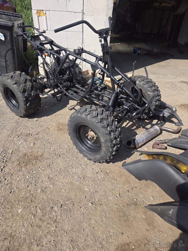 Stvorkolka bashan 250ccm atv