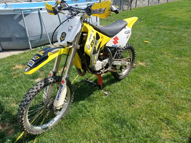 Suzuki RM 85