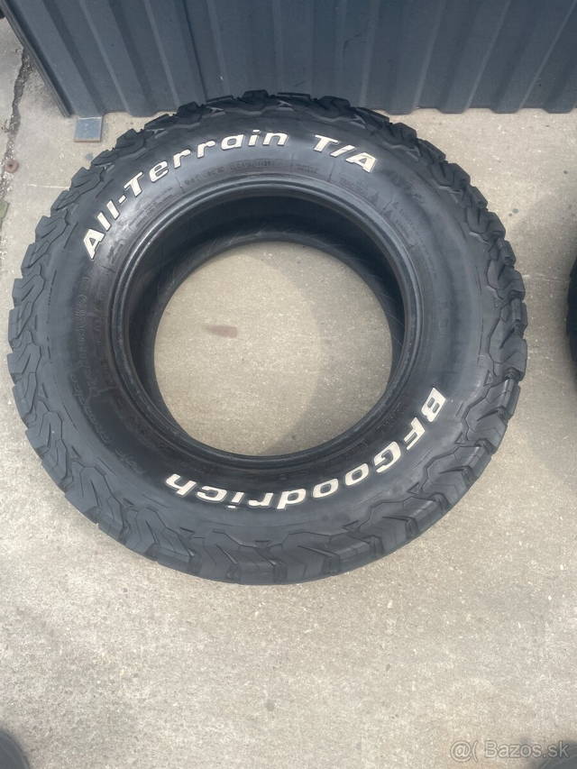 BF GOODRICH ALL-TERRAIN 245 70r16
