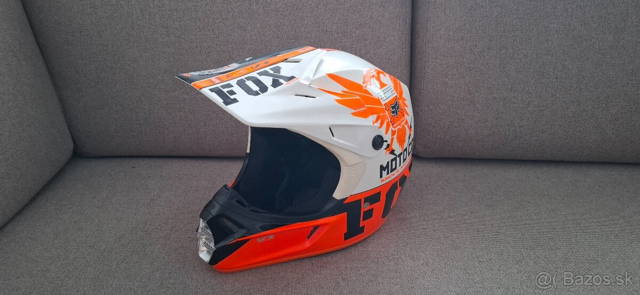 MX Prilba FOX vel.M