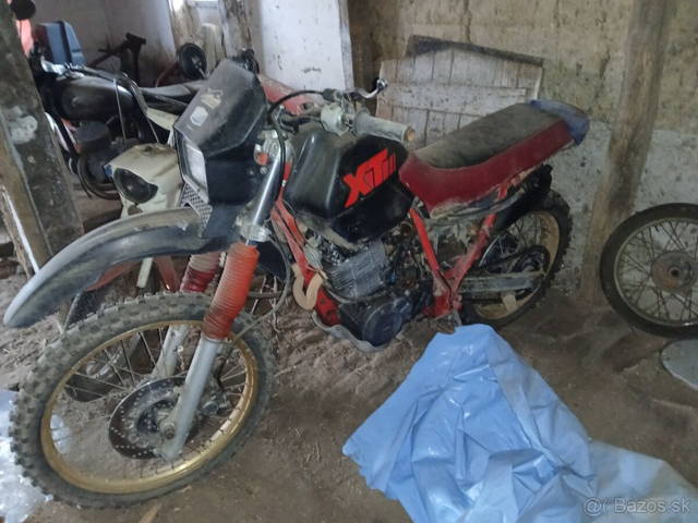 yamaha xt