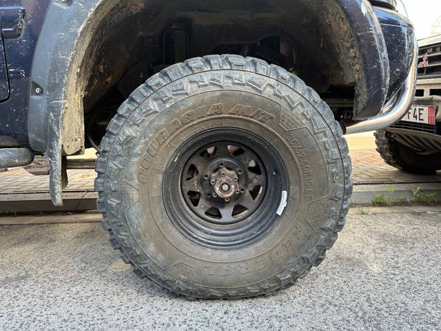 35x12,5 r15 6x139,7