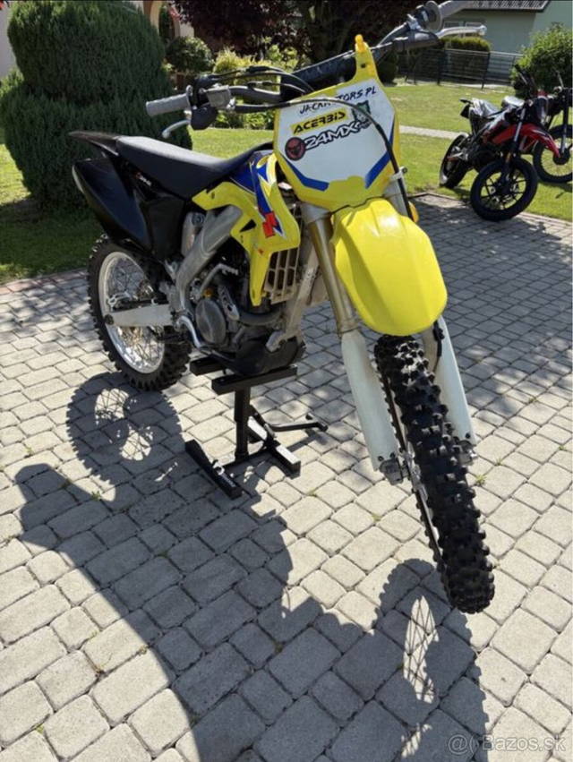 Suzuki rmz 250
