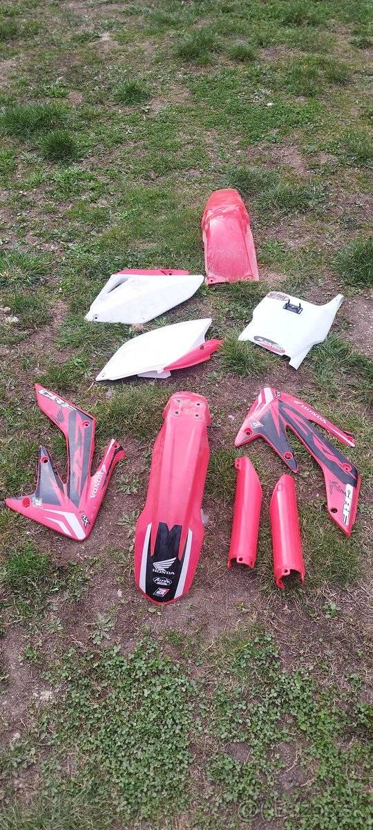 Plasty honda crf 250