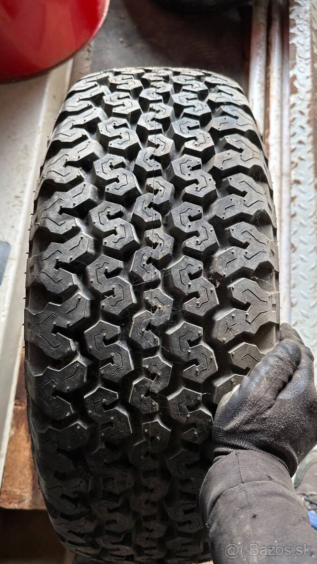 Rezerva 6x139.7 r15 viac kusov patrol