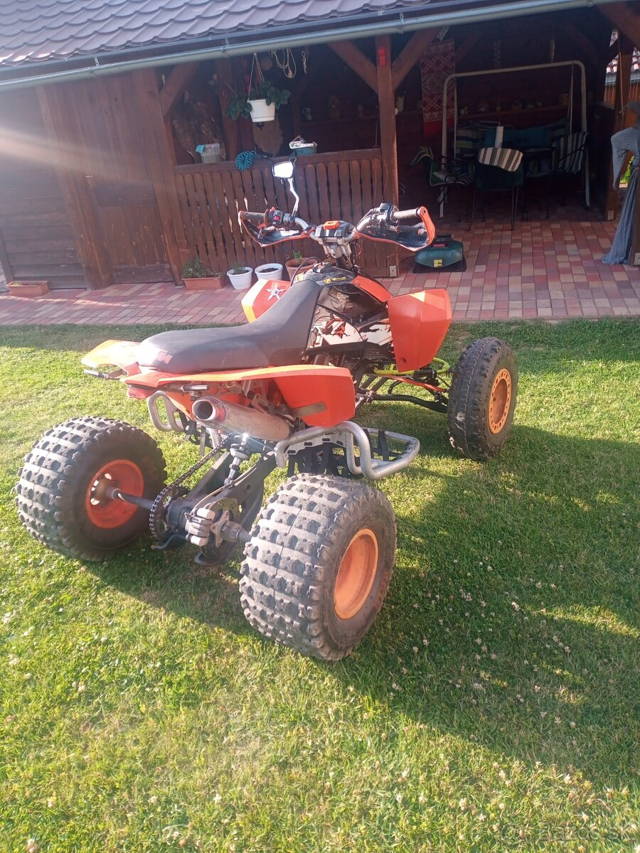KTM 525