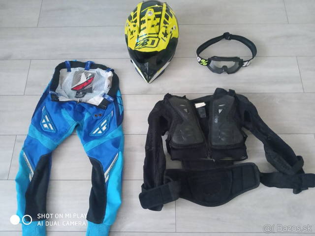 Predám motocrosovu výstroj detskú