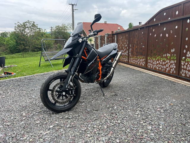 KTM 690 SMC-R 11tisic km
