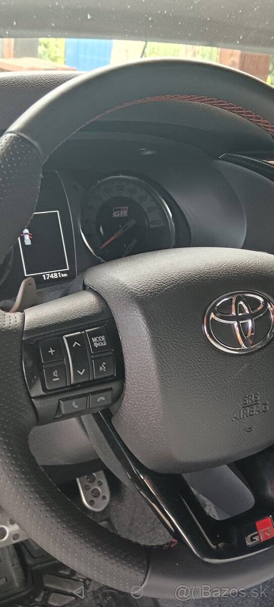 Predám TOYOTA HILUX GR Sport