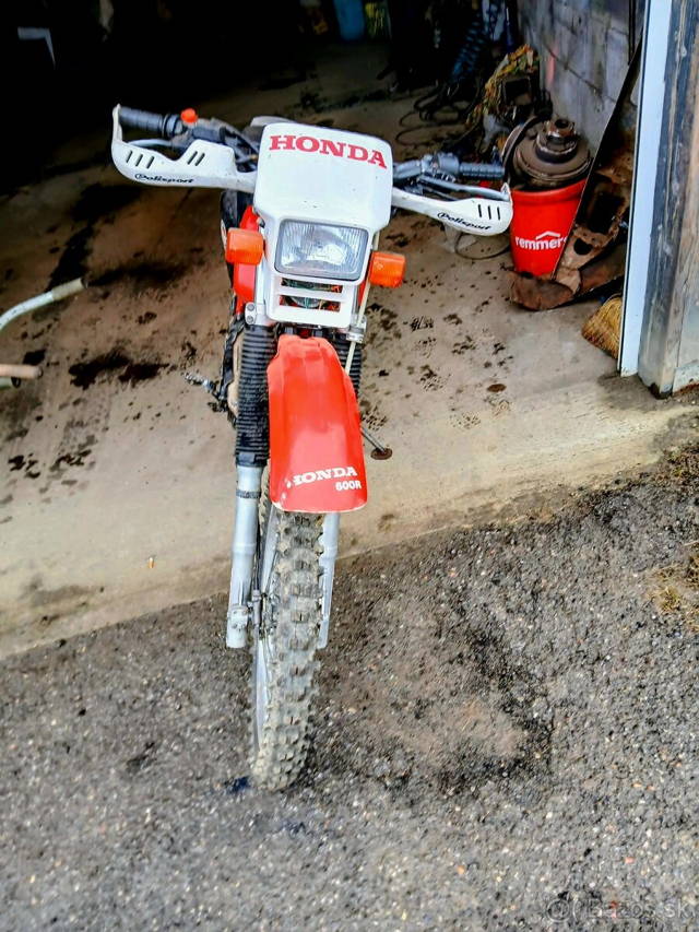 Honda XL 600R.