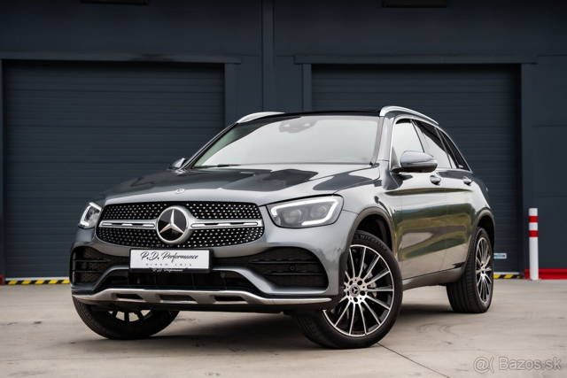 Mercedes-Benz GLC 300de 4Matic AMG Line / Plug in Hybrid