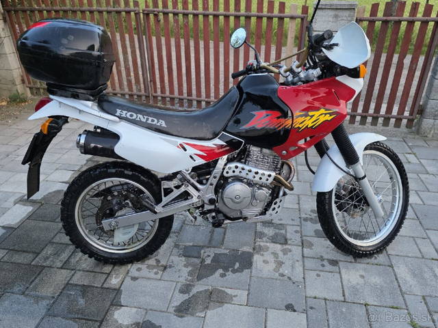 Honda na 650 dominator