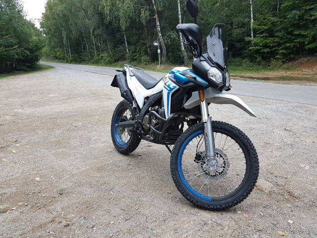 VOGE 300 RALLY