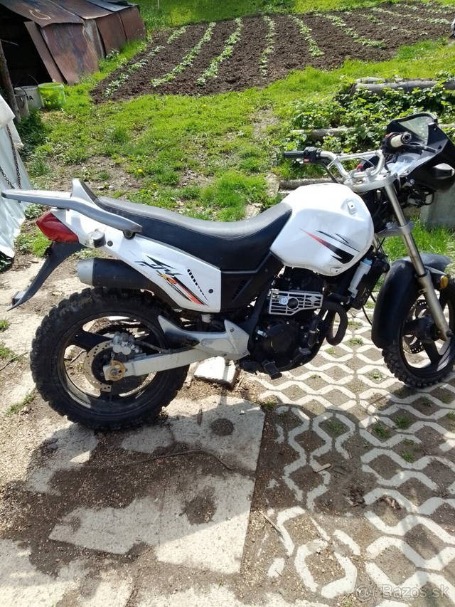 Predaj 400 ccm