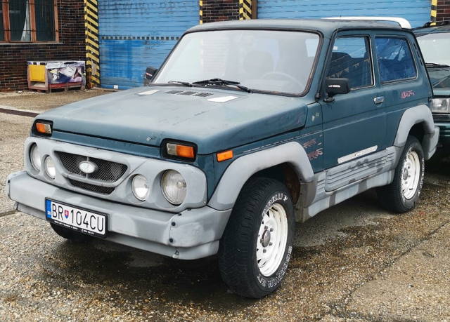Lada Niva 1,7i