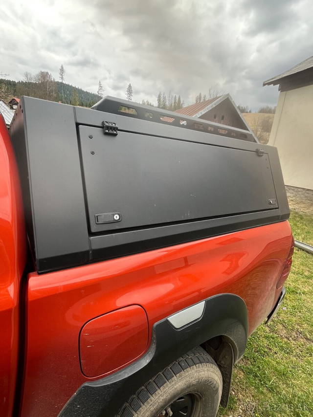 Toyota hilux hardtop