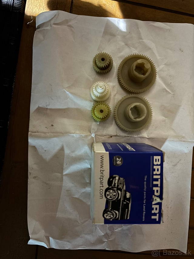 Range Rover šport - ručná brzda
