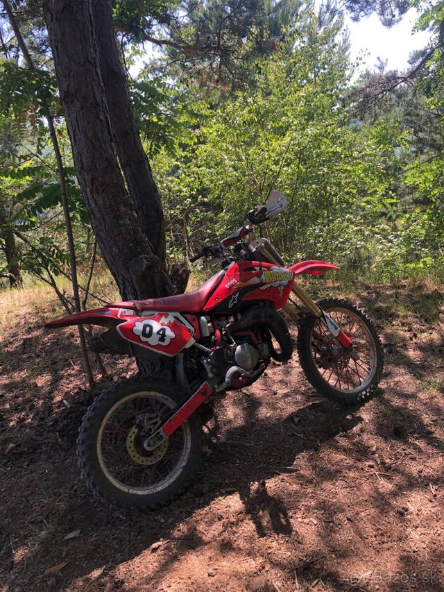 Honda cr 85